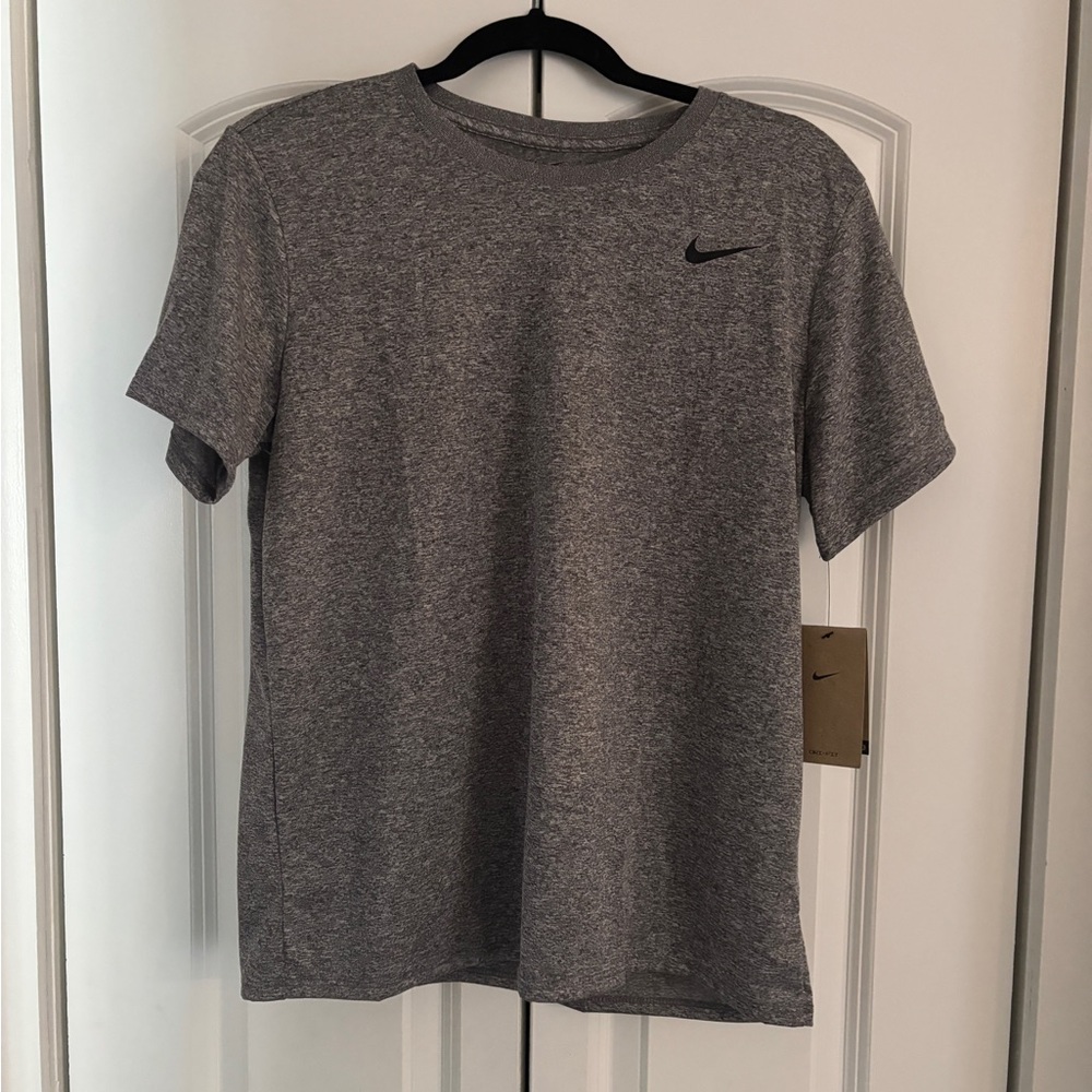 New Nike Grey dri-fit Training t-shirt Medium
